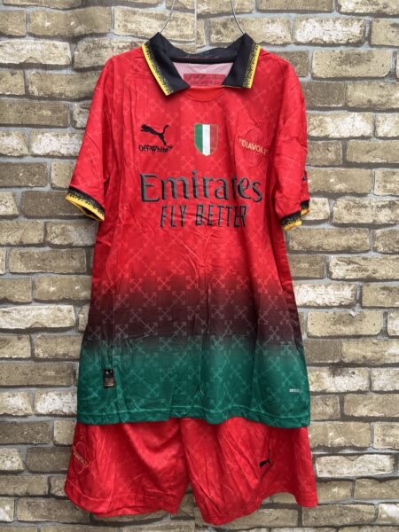 Uniforme AC Milan Diavoli Rojo y Verde