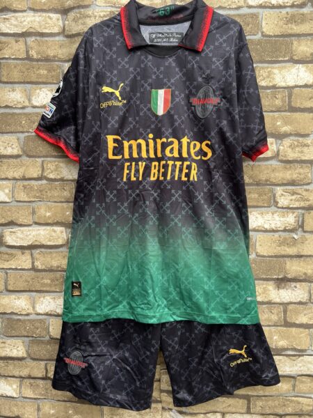 Uniforme Milan negro y verde, vista frontal